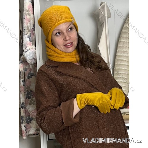 Winter hat with pompon women (ONE SIZE) POLADN PRODUCT PV820056 ONE SIZE hořčicová