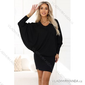 402-10 Comfortable batwing dress with long sleeves - black