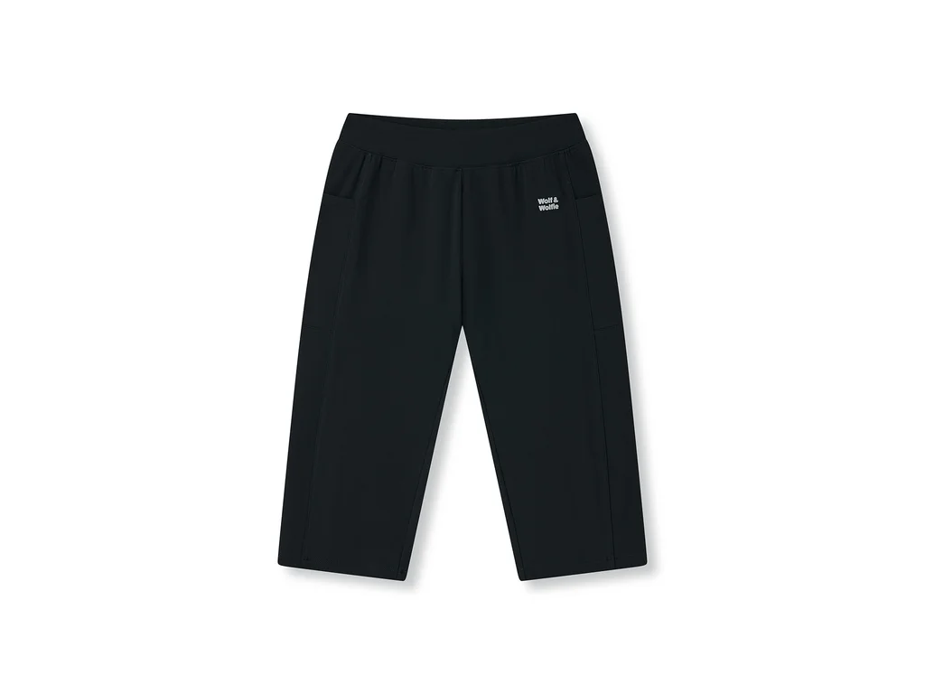 Women's 3/4 short leggings with pockets, oversized (M - 3XL) WOLF H2643B