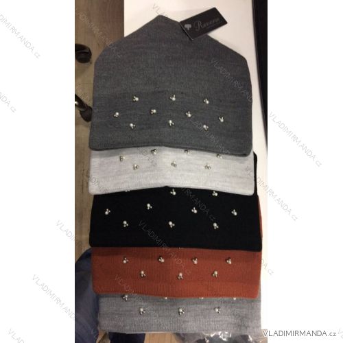 Winter hat with pompon women (ONE SIZE) WROBI PV719045