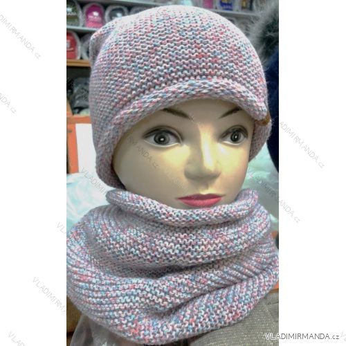 Winter hat with pompon women (ONE SIZE) WROBI PV719045